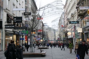 A pedestrian street in downtown Vienna.